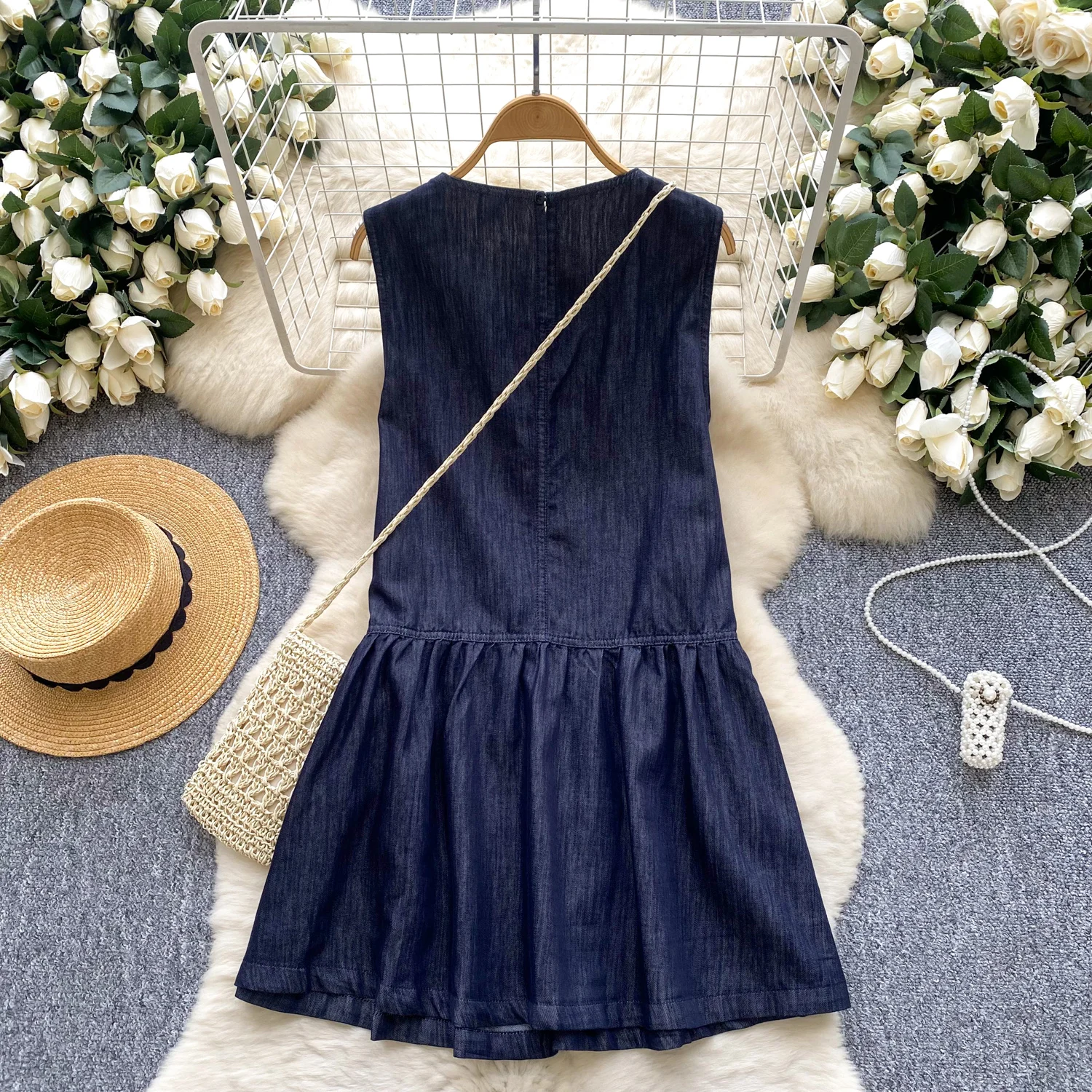 Robe mi-longue en Denim pour femmes, élégante, col rond, décontractée, courte, bleu foncé, manches débardeur, nouvelle collection été 2025 Chic