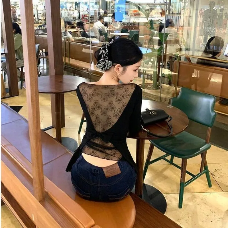 

FRAYA LAB Сексуальная черная базовая рубашка с подкладкой для женщин, новинка 2026, осенняя кружевная футболка, многослойные топы с длинными рукавами и пикантным дизайном для девочек