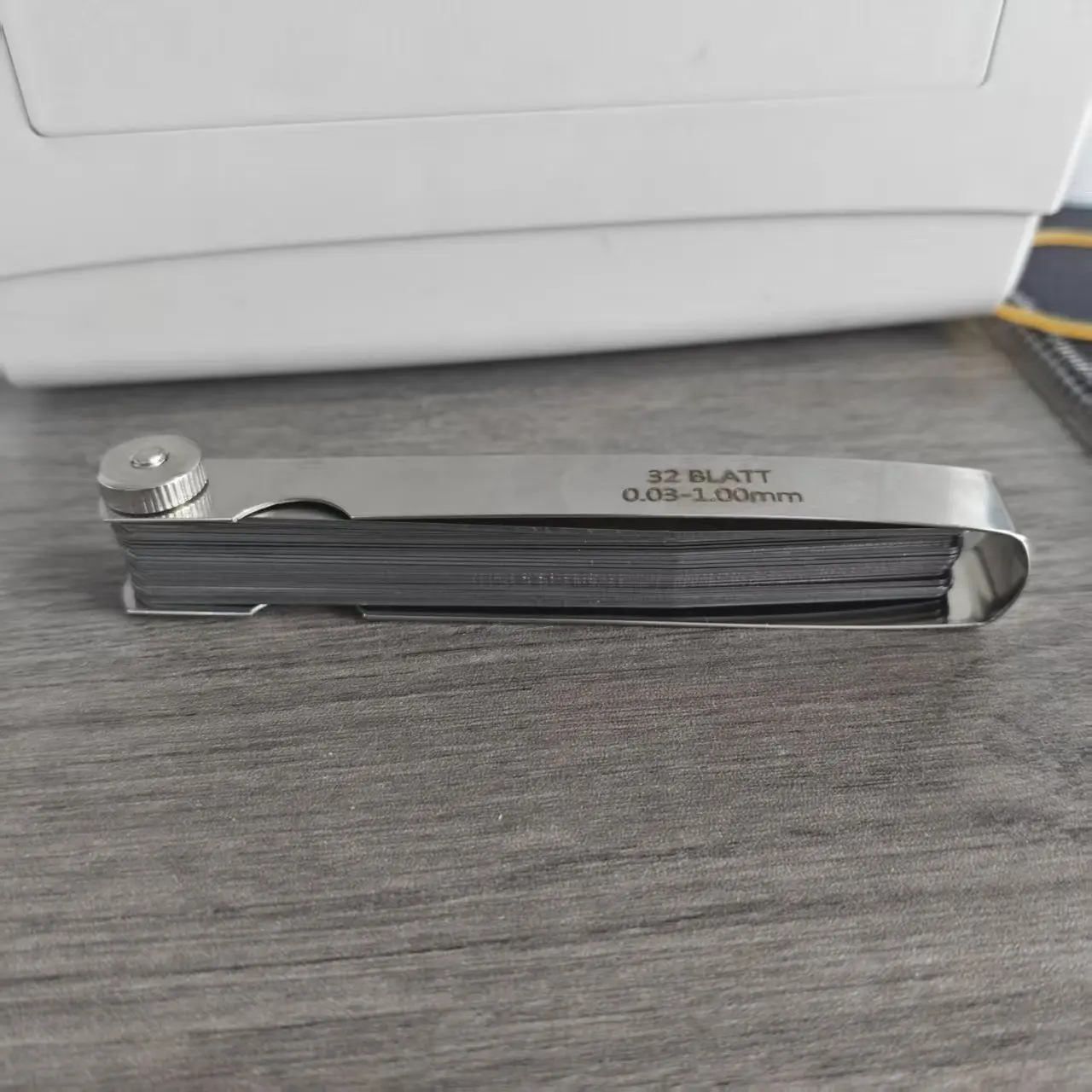 32 Blades Feeler Gauge 0.03-1mm Metric Thickness Gauge Stainless Steel Gap Measuring Tool Engine Valve Spark Plug Brake Repair