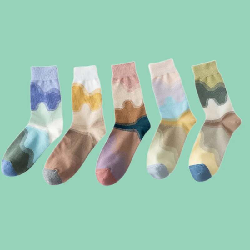 2/4 Pairs Middle Tube Breathable Casual Socks Autumn And Winter Pure Cotton Personality Abstract Couple Combed Cotton Socks