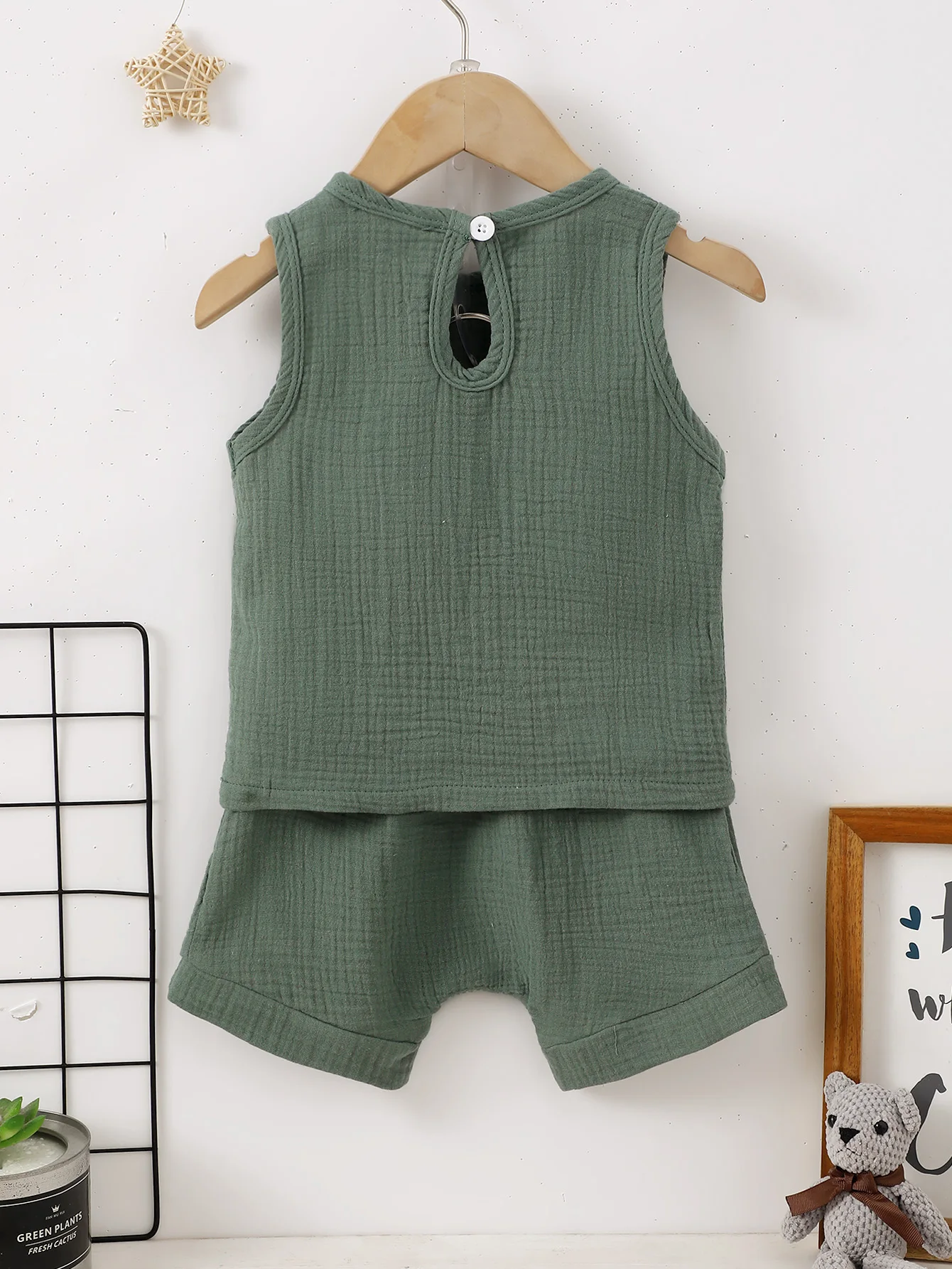 Baby Boy Fashionable Casual Summer Top And Shorts Set In Textured Fabric With Pockets