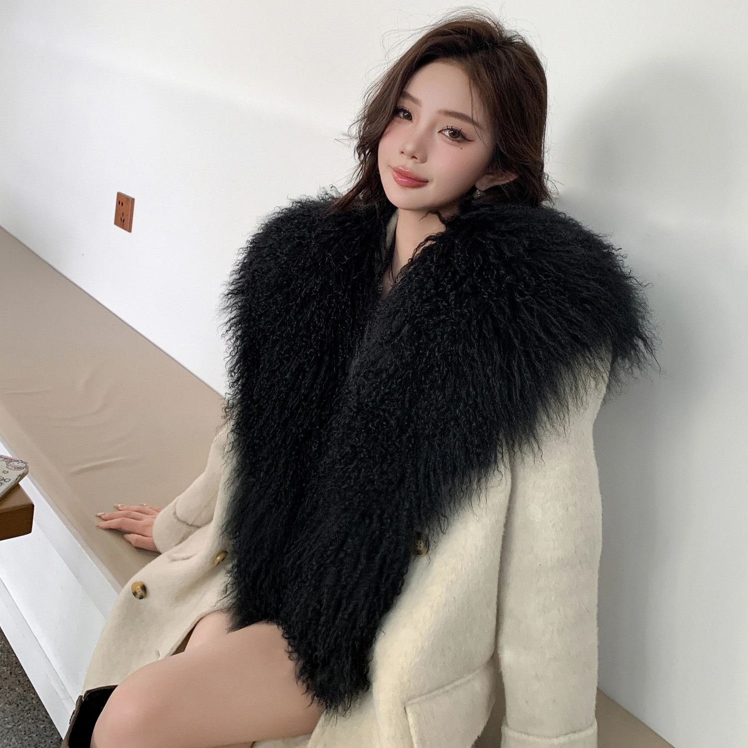 Ladies Garment Decorative Real Mongolian Lamb Fur Cape Shawl CX-B-139