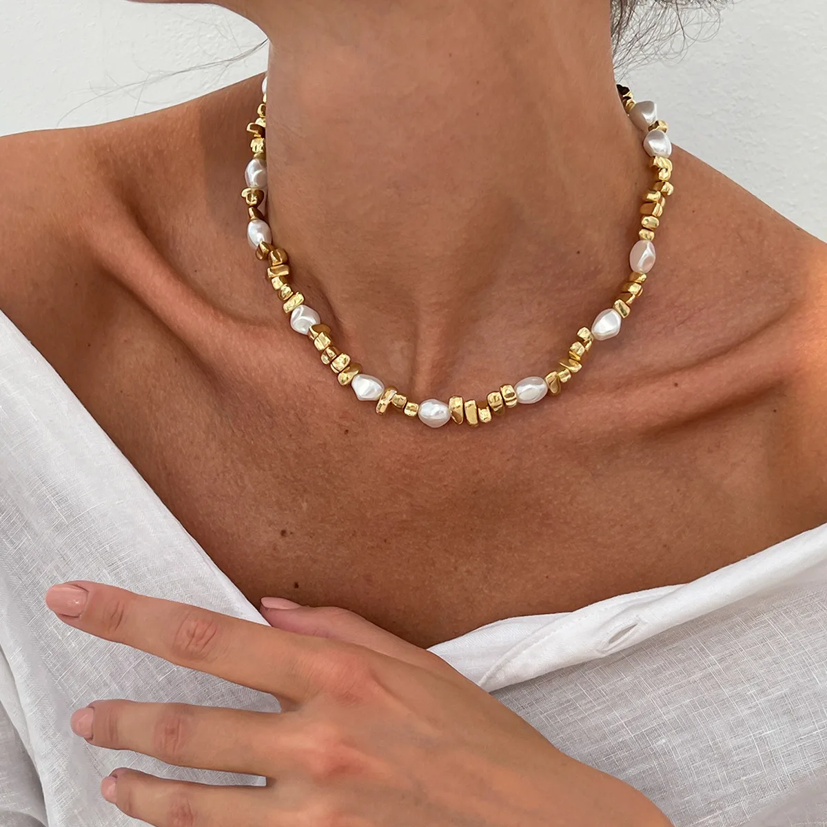 European American Trend Irregular Pearl Necklace Star CCB Beaded Copper Chain Aesthetic Ladies Stackable Neck Accessory