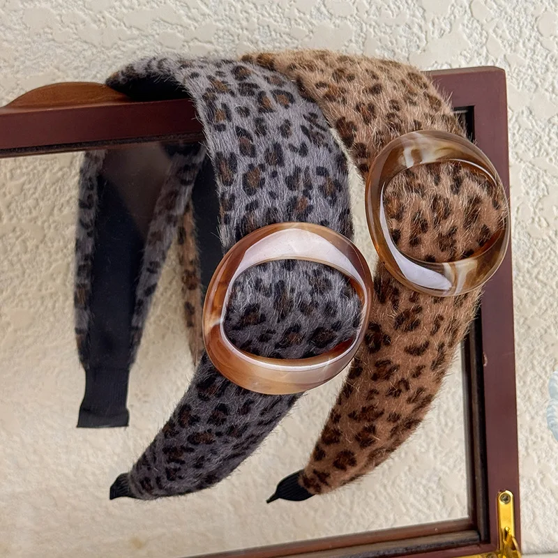 

Retro Tortoiseshell Color Circular Ring Wide Edge Headbands Fashion New Leopard Print Hair Band for Womens Temperament Hair Hoop