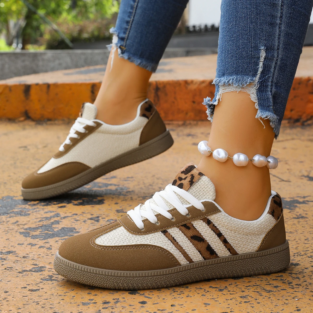 

Women's Fashion Leopard Print Sneakers 2025 Spring and Autumn Comfortable Outdoor Non-Slip Casual Sneakers Women's Shoes