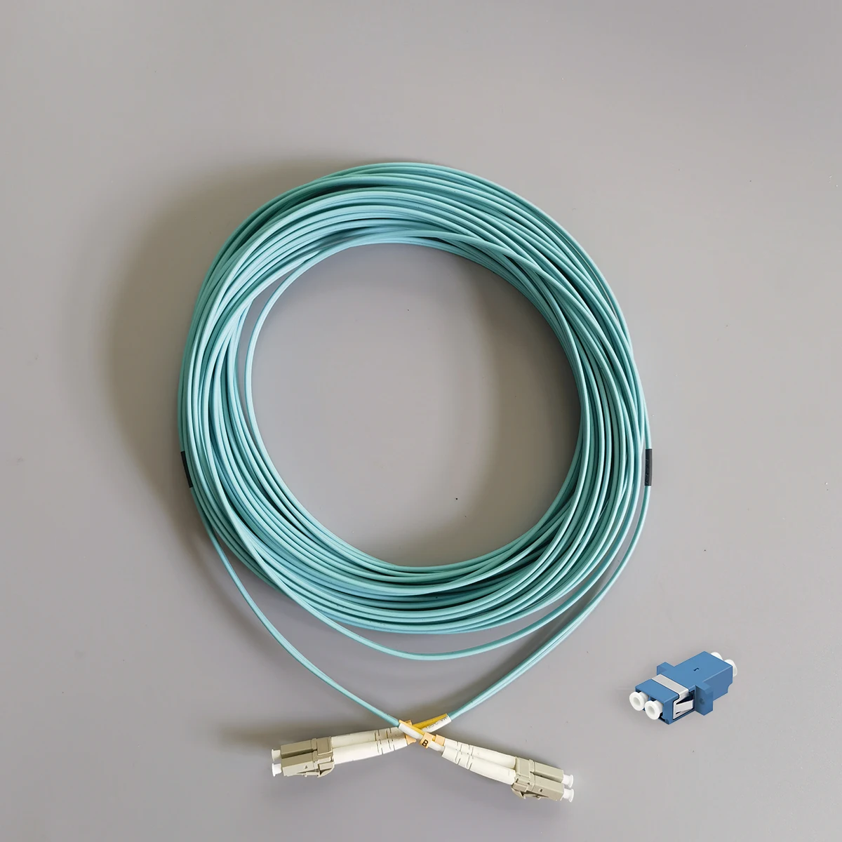 OM4 Fiber Optic Cable LC/UPC-LC/UPC Duplex Multimode LSZH 15M 2.0mm Indoor Extension Cable Multimode Convert Patch Cord