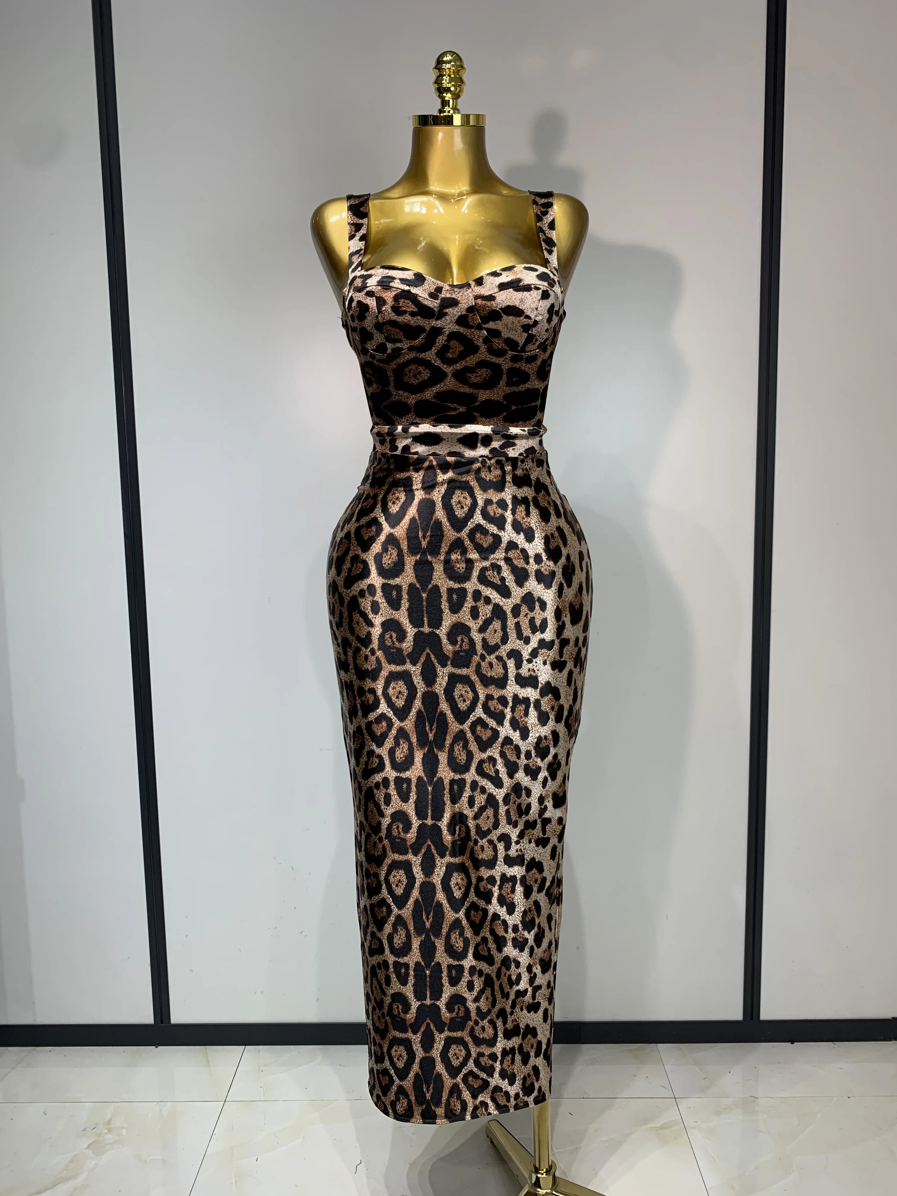 Women Sexy Leopard Print Sleeveless Bodycon Dresses 2025 Celebrity Elegant  Evening Club Party Luxury Birthday Guest Gowns