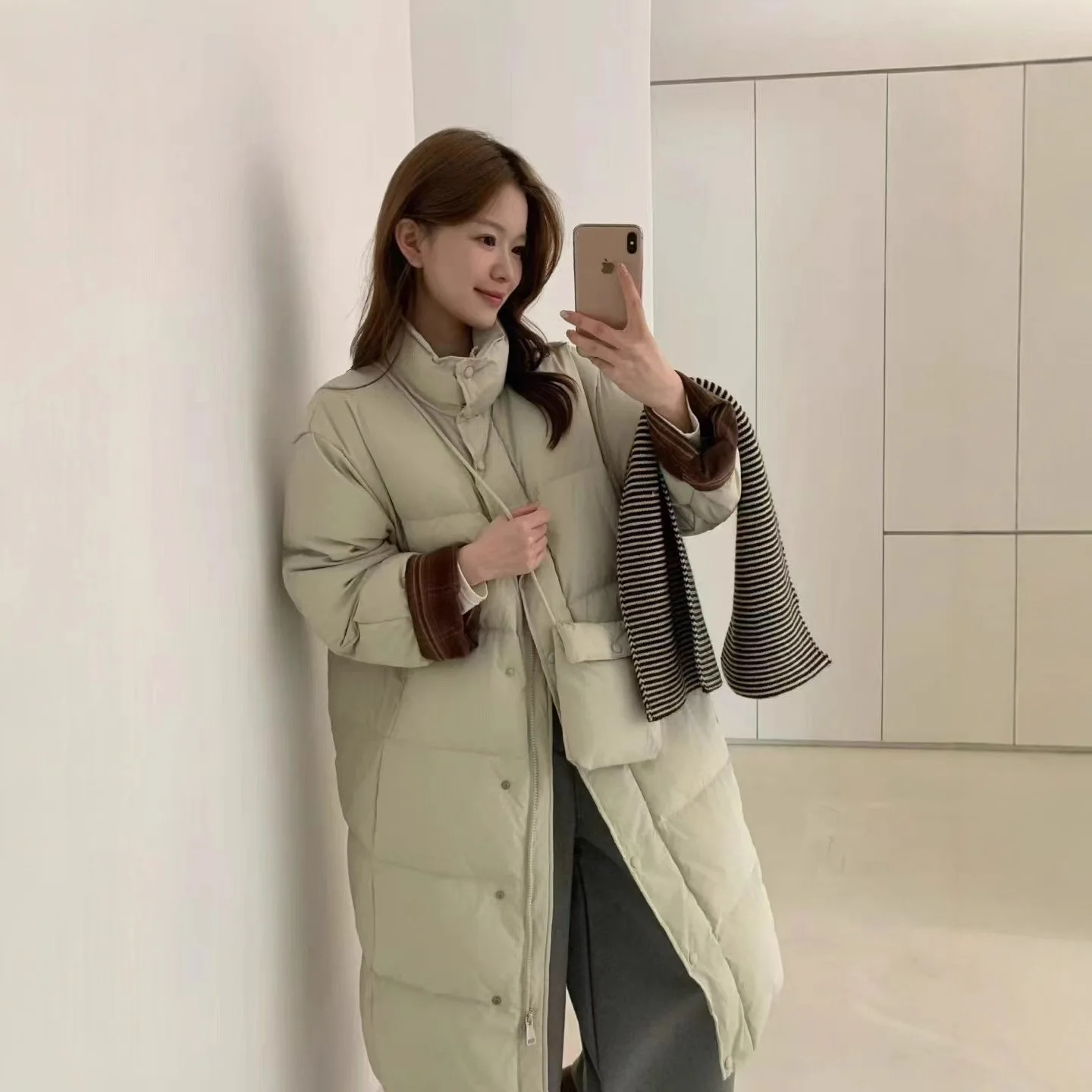 

White duck down long down jacket winter new casual fashion foreign feeling super good-looking niche Korean warm