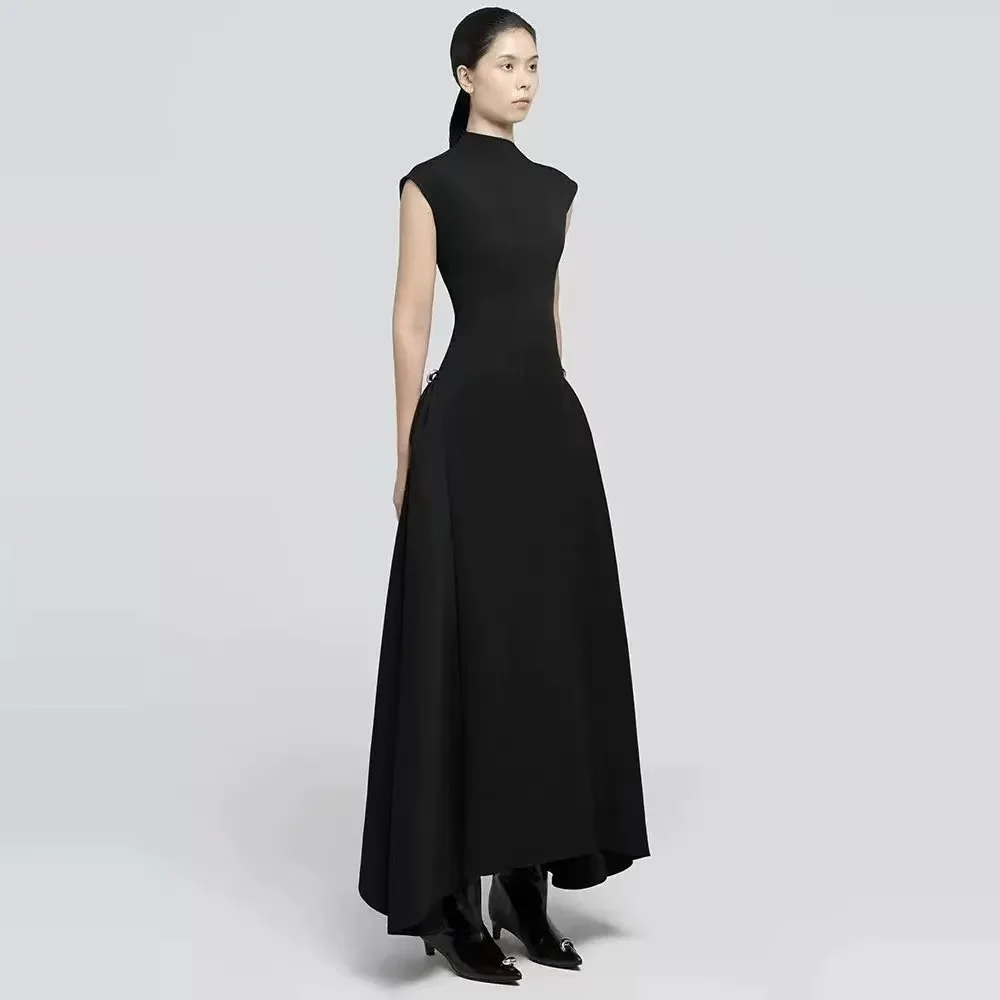 Robe longue de soirée de bal pour femmes, col diagonal, couleur unie, sans manches, taille fine, nouvelle collection été 2025