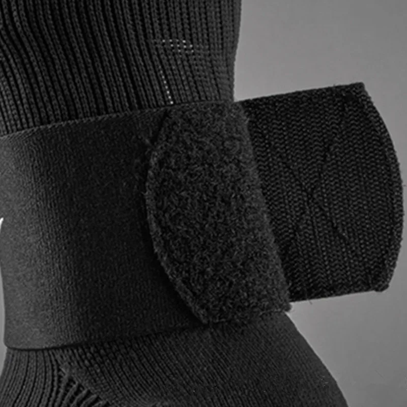 Neue Schienbeinschoner-Fixierbandage: Elastisches Sportbandage-Tape für Fußball-Schienbeinschoner, verhindert Abfallen, verstellbar, 4 Farben erhältlich – Detail 2