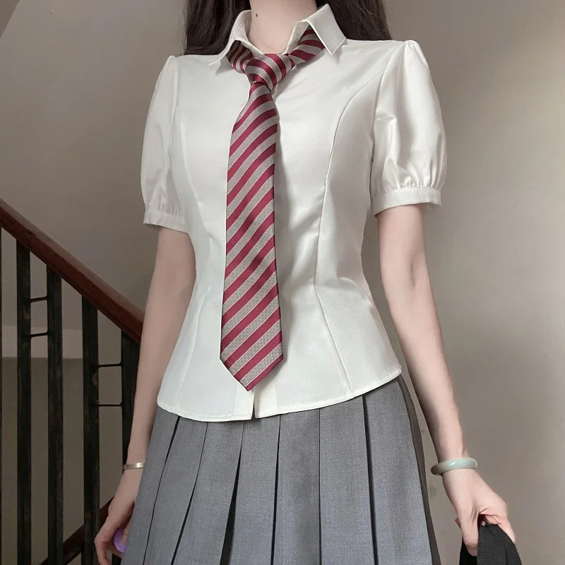 Uniforme scolaire japonais pour adolescentes, chemise JK pour filles, divers styles, manches longues, haut blanc à manches courtes, remise des diplômes, produits authentiques pour femmes