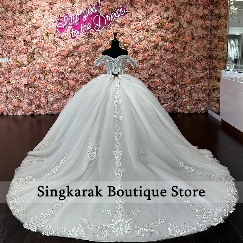 White Quinceanera Dresses Ball Gown Beads Crystals Vestidos De 15 Años Birthday 16th Party Wedding Party Gown Customized