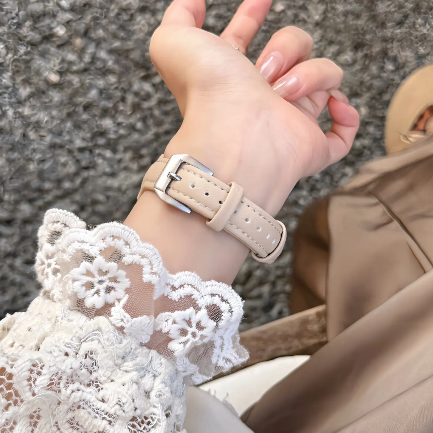 Slim Leather Strap For Apple Watch Series 11 10 42/46mm 9 8 7 41 45mm Band 38/42mm Ultra 49mm Bracelet iWatch SE 6 5 4 3 40/44mm