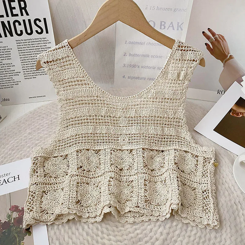 Boring Honey Round Collar Sleeveless Summer Clothes For Women Hollow Out Pearl Tassel Tank Top Retro Fashion Short Crop Tops