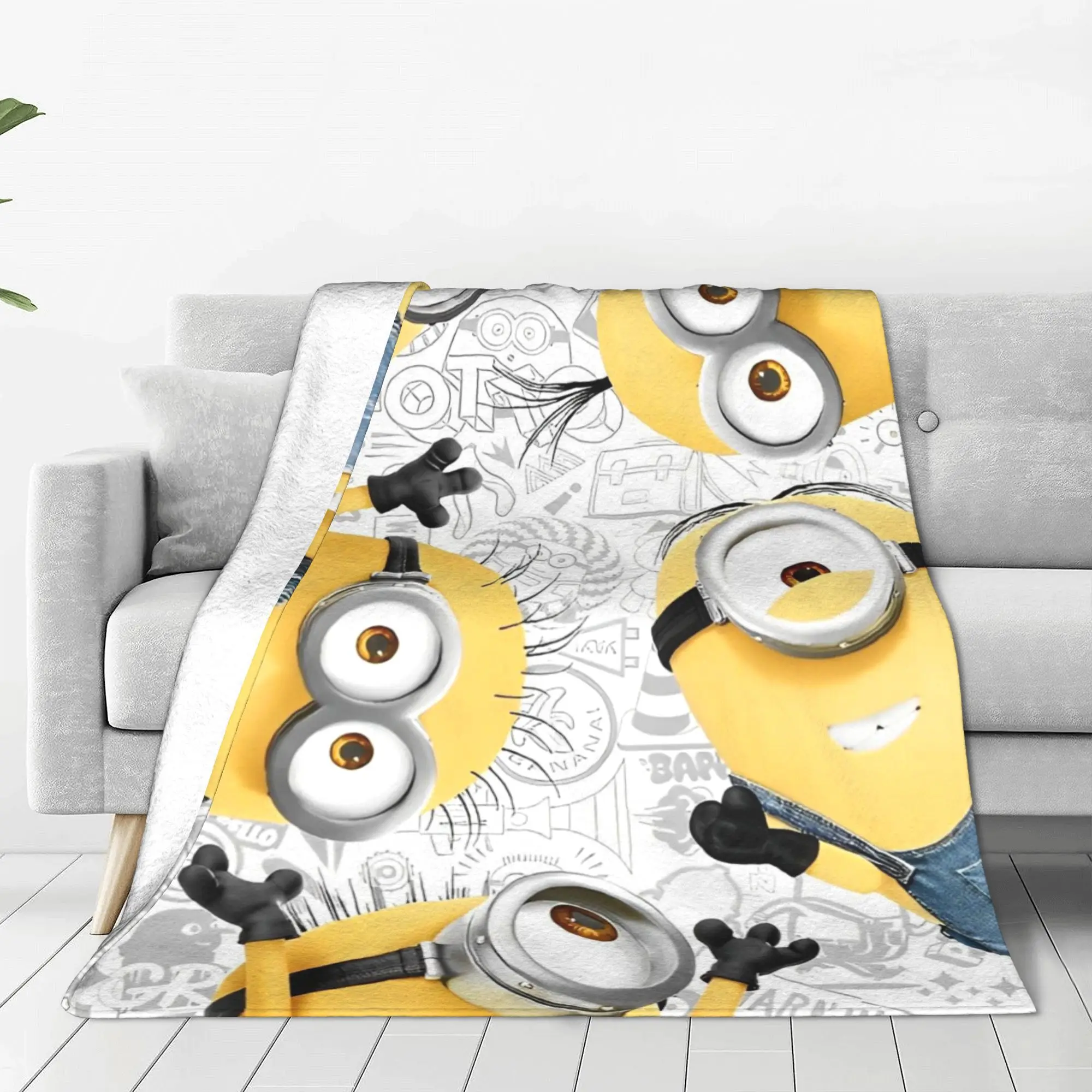 Minions 2 Strandlaken Friends Flannel Blankets Cartoon Awesome Throw Blankets for  Sofa Bedding Lounge 125*100cm Bedspread