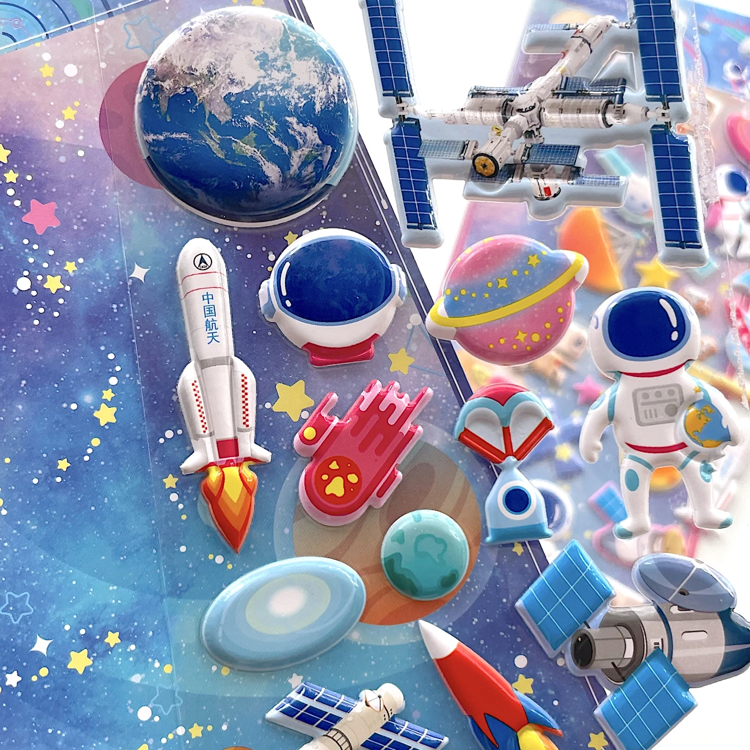 Pegatina hinchada 3D de astronauta de viaje espacial, 4 piezas, álbum de recortes, papelería bonita, diario, suministros de decoración