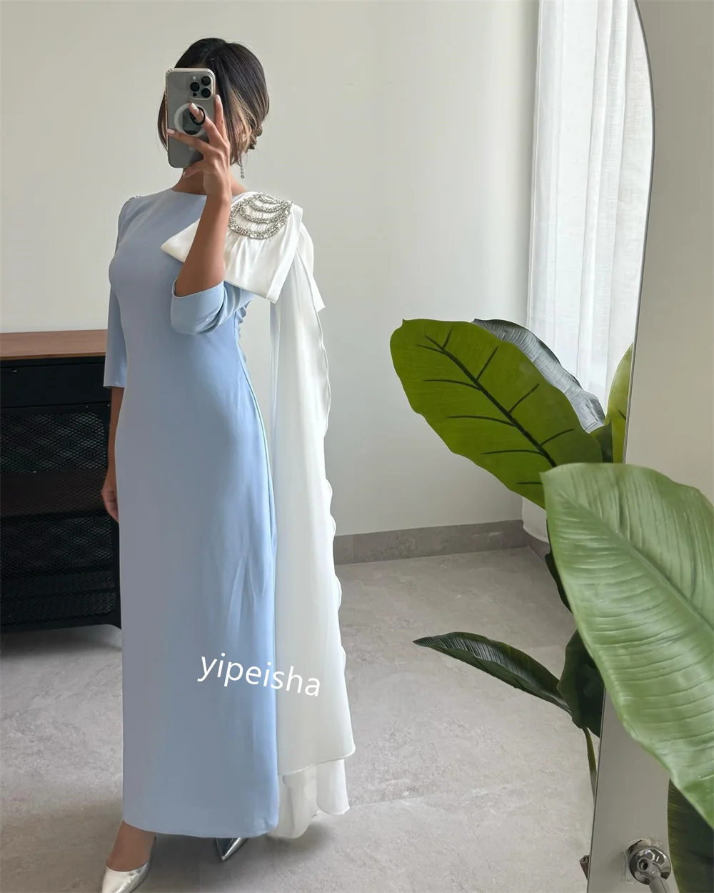 A Linha de cetim vestido de noite com Bow Beading, O-Neck Midi Vestidos, Ocasião Bespoke, Wedding Party, Arábia Saudita