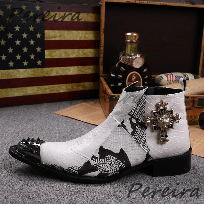 

White Snake Pattern Chelsea Boots Men's Rivet Iron Toe Side Zipper Ankle Booties Trendy British Style Party Wedding Dress Shoes