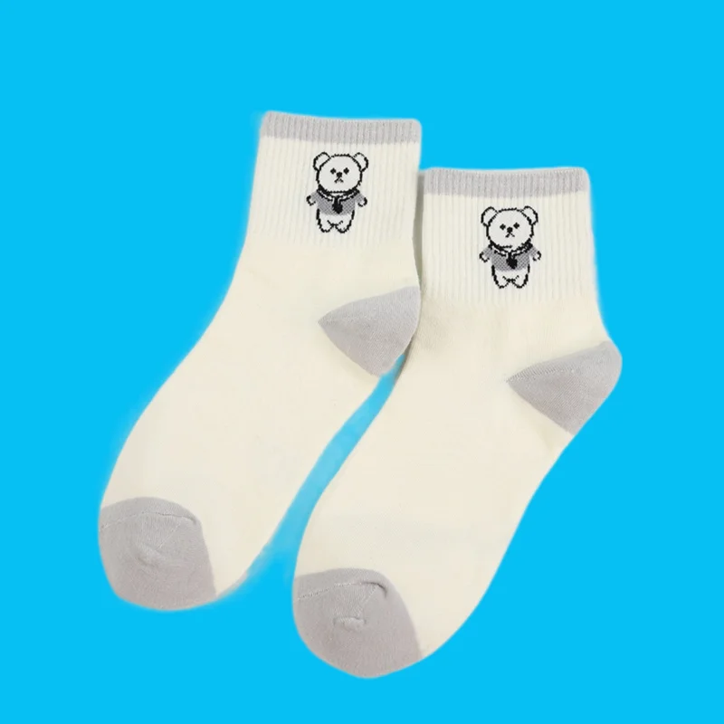 5/10 Paare Frauen Cartoon niedlichen mittleren Socken koreanischen College-Stil heißen Verkauf Frauen beige grau Spleißen kurze Socken tragen Socken