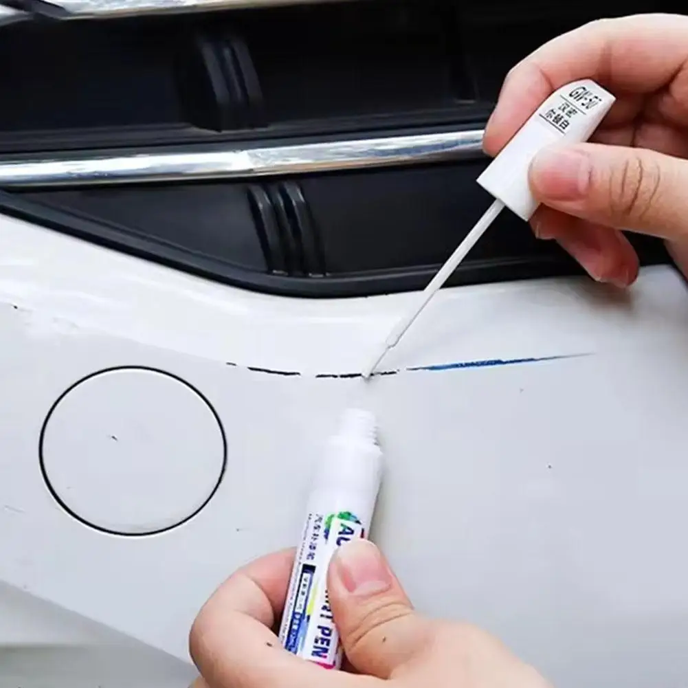Zestaw do naprawy rys na lakierze samochodowym: pisak do lakieru, pisak do lakieru w sprayu, pisak do lakieru w płynie, krem do usuwania rys, zestaw do naprawy wykończenia. ﻿