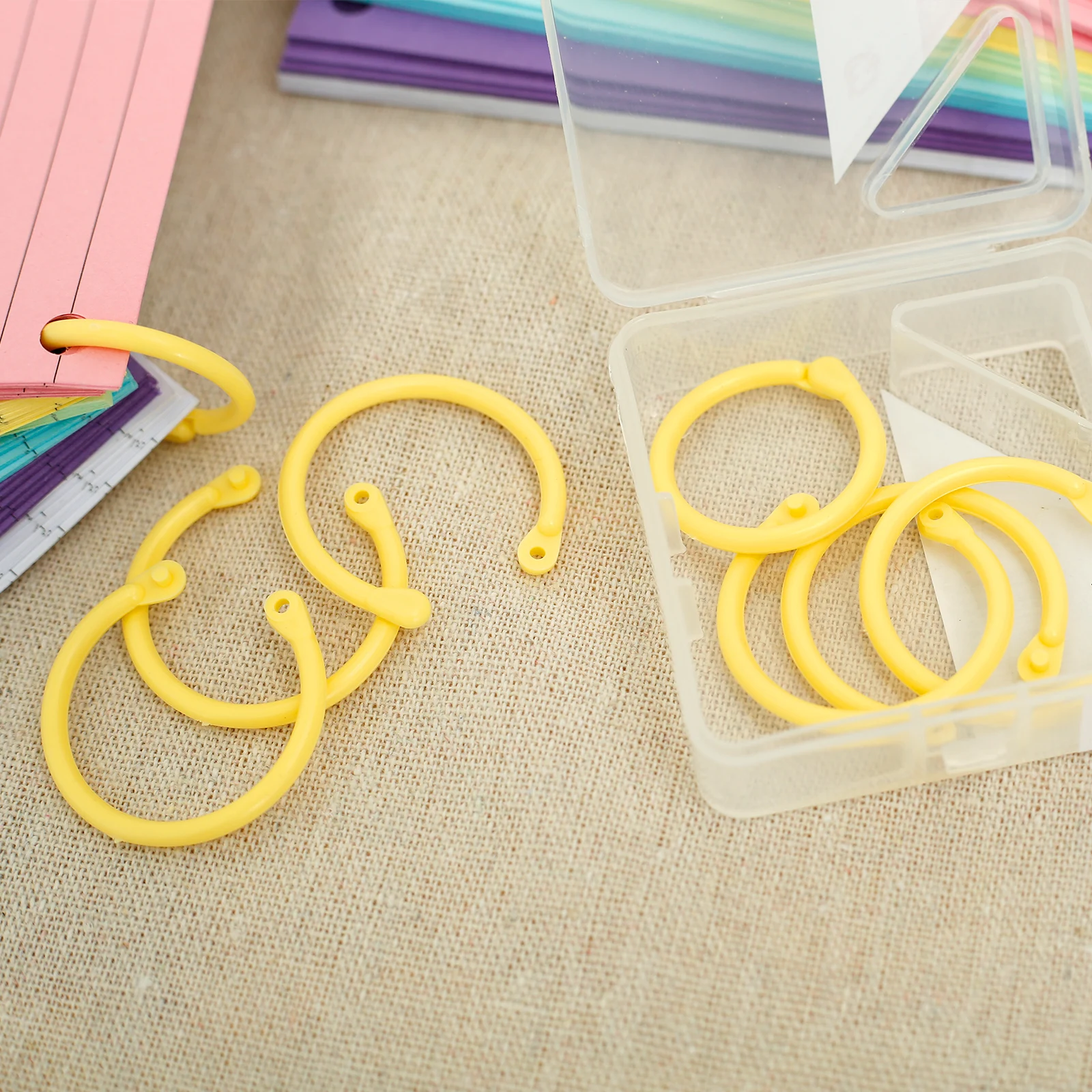 300 قطعة بطاقات الفهرس المفروم مع 8 حلقات الموثق بطاقات ملاحظة الفهرس المحمولة 6 ألوان بطاقات فلاش مسطرة بطاقات الفهرس المبطنة المدمجة