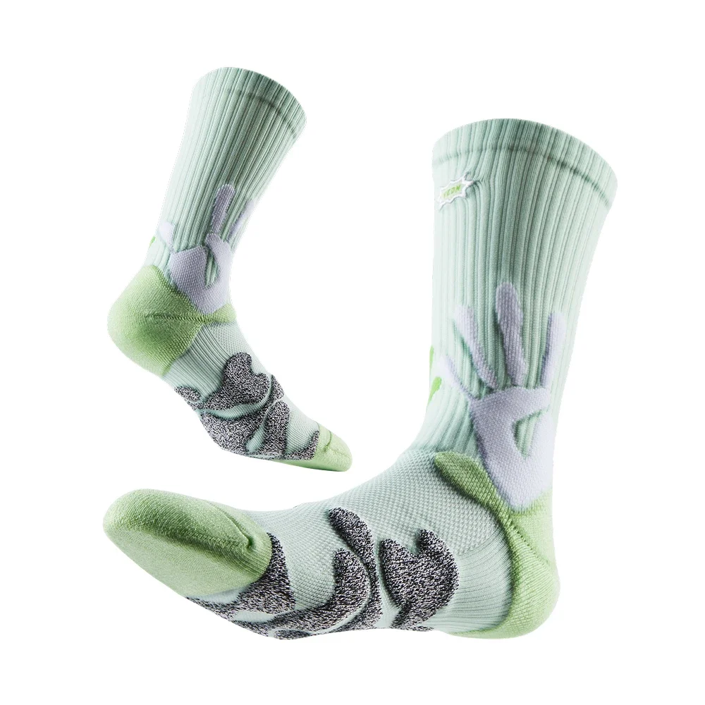 Athletic Crew Socks with Thicker Padding, Elastic Sport Basketball Socks for Outdoor Activities, Anti-Slip Comfy Socks