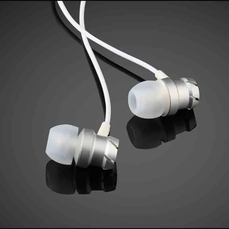 Metal Wired Super Bass Earbud, redução de ruído, Gaming Universal Headset, fone de ouvido esportivo, microfone embutido, mãos livres, 3,5mm