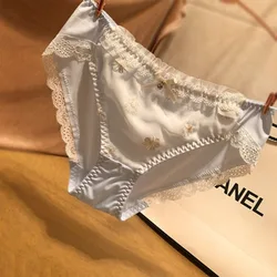 Japanese Comfort Skin Friendly Milk Silk Underwear Cute Girls Brief Rhinestones Sexy Lace Edgy Triangle Panties Cotton Crotch