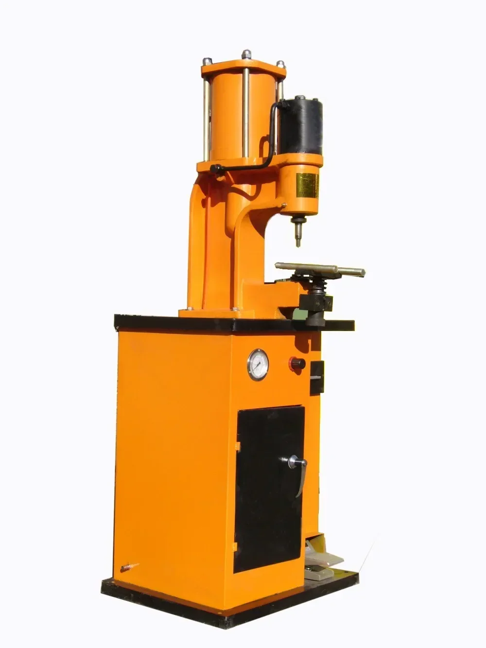 Hot Sales 2024 New Brake Shoe Lining Riveting Machine
