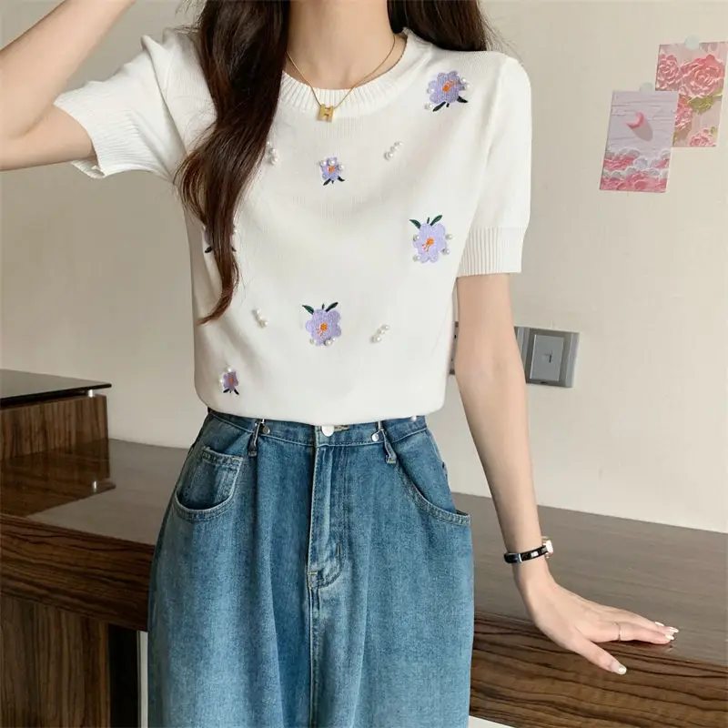 Women Summer Chic Embroidery Floral Pearl Black Knit T-Shirts 2025 Lady Graceful Slim Short Sleeve Tees Daily Joker Tops Female