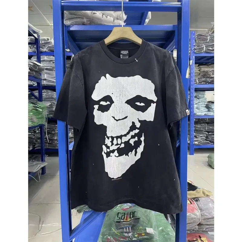 Japanisches Street-T-Shirt im lockeren, lässigen Stil, übergroßes Herren-Sommer-T-Shirt SAINT SS26, einfaches, kurzärmliges Hemd mit Retro-Musterdruck