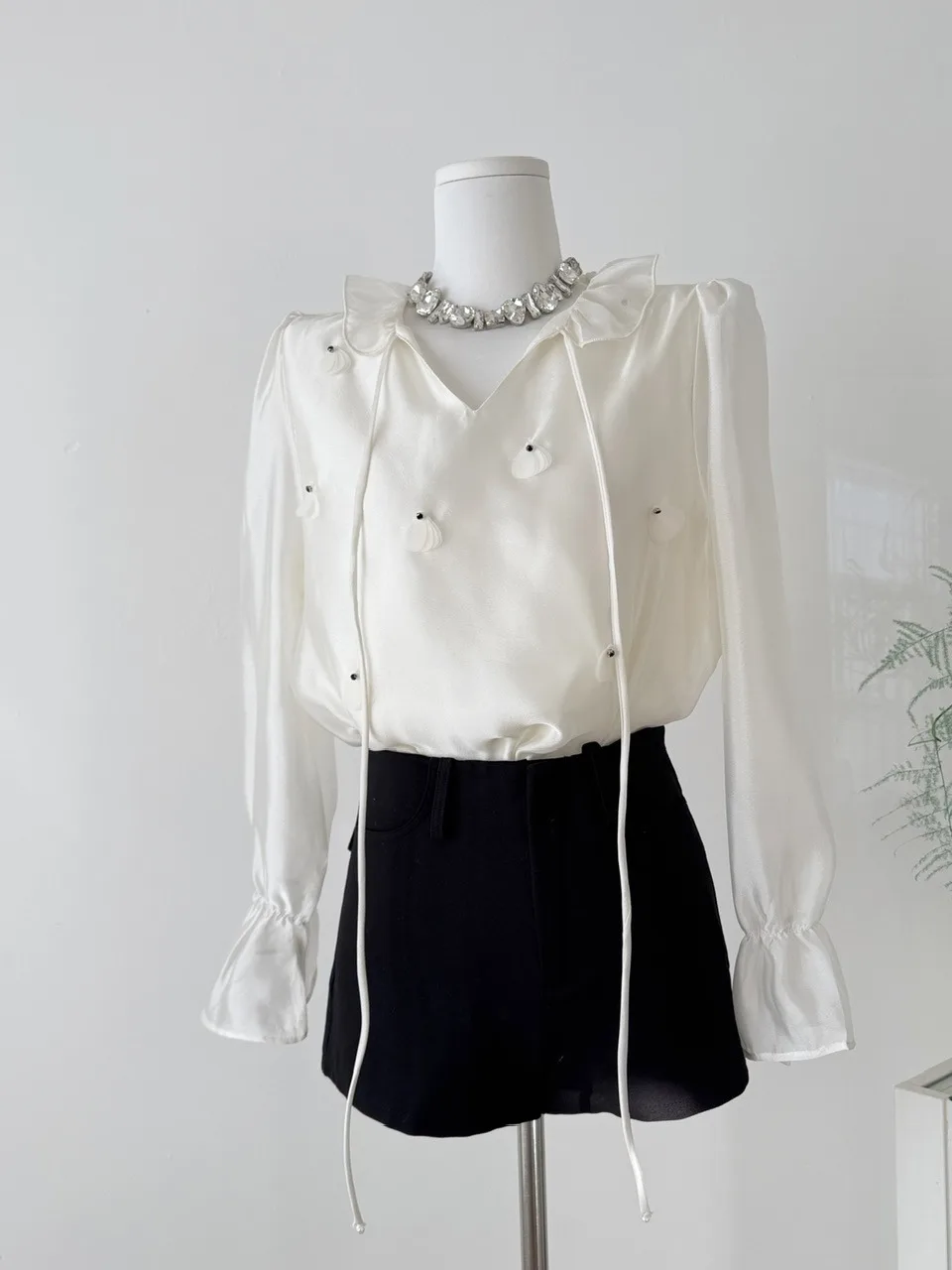 

Sweet Petal Embellied Long Sve Women's irt Spring 2026 New Sle Gathered Collar Faionable Polyester Fiber