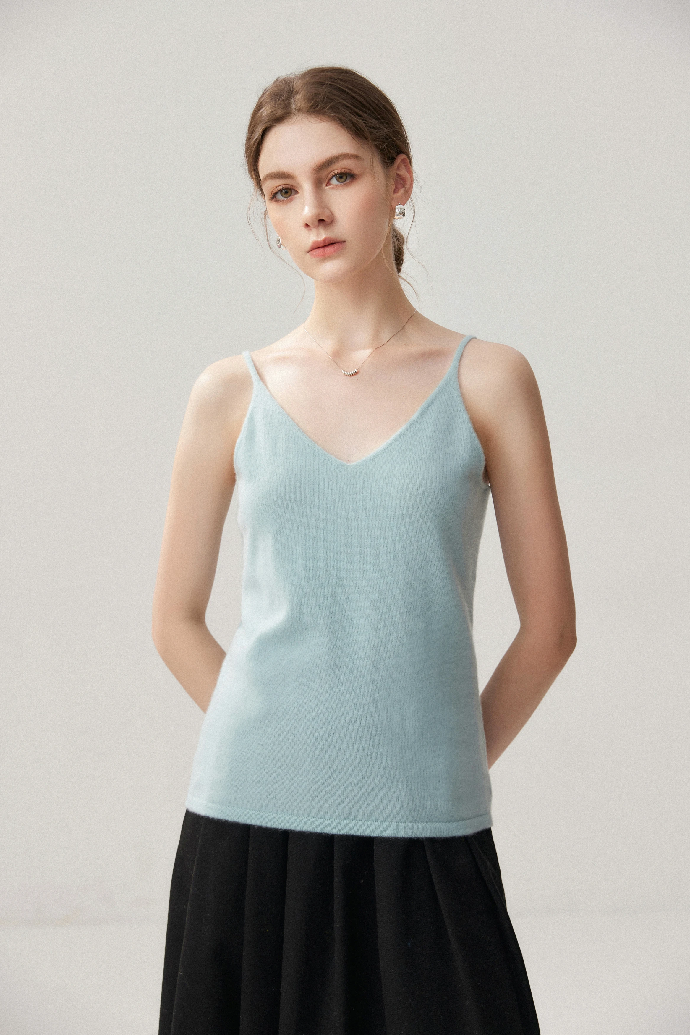 High Quality Women 100% Cashmere Vest V-Neck Sleeveless Slim Pullover Office Lady Baisc Grace Cashmere Sweater Topsi