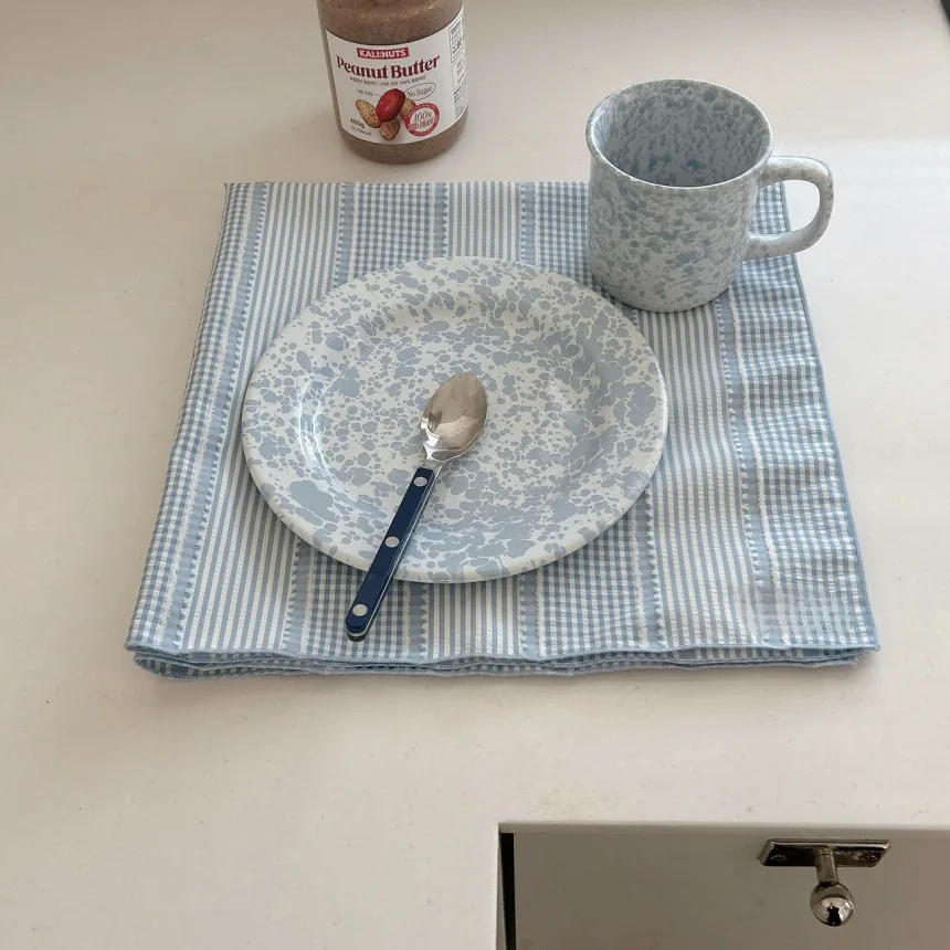 Instagram-style Korean-checkered Placemats with Bow Decorations, Heat-insulating Mats, Fresh and Minimalist Photography Props