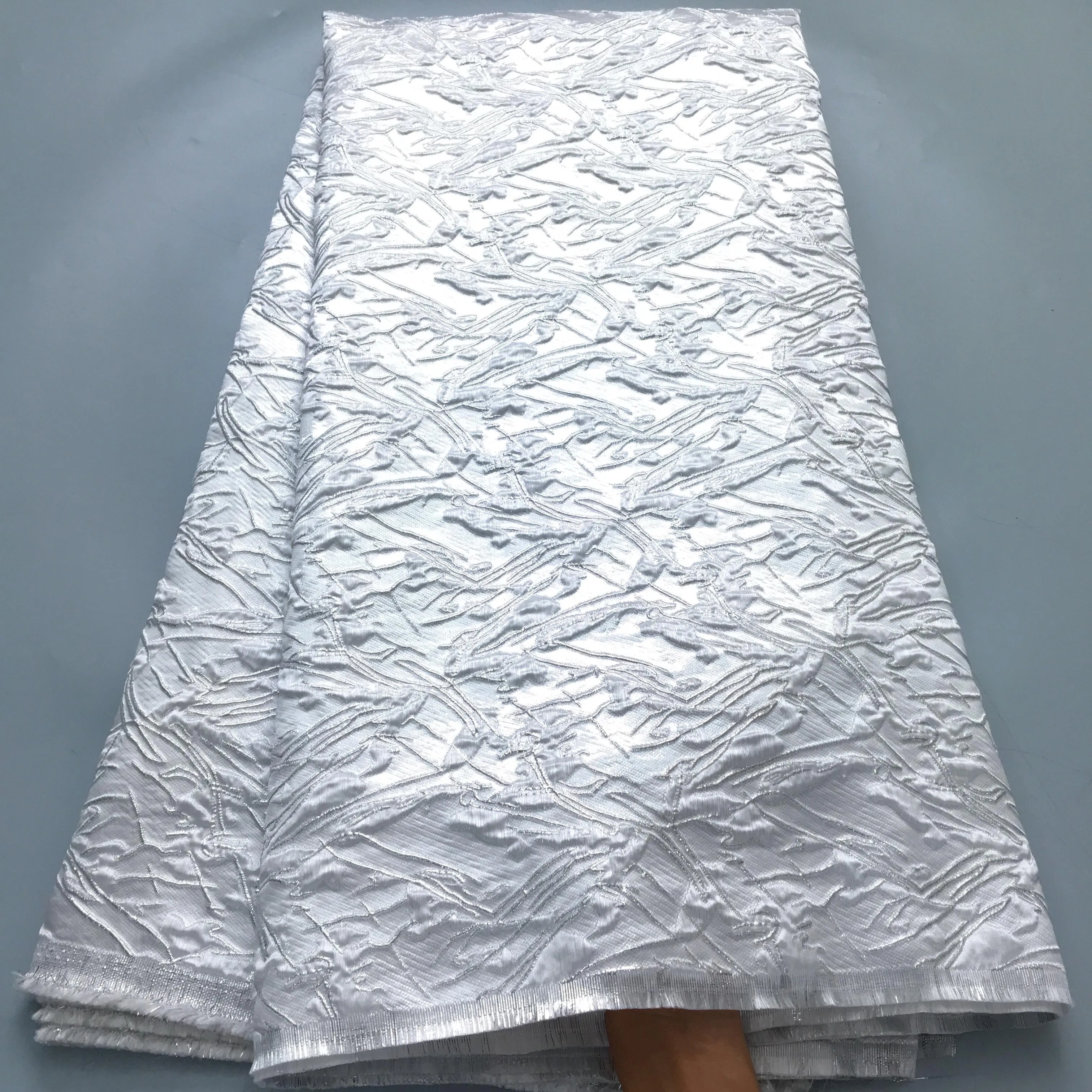 White NIgerian Brocade Damask Lace Fabric 2024 High Quality 5 Yards African Jacquard Lace Fabric Party Dress for Women A3971