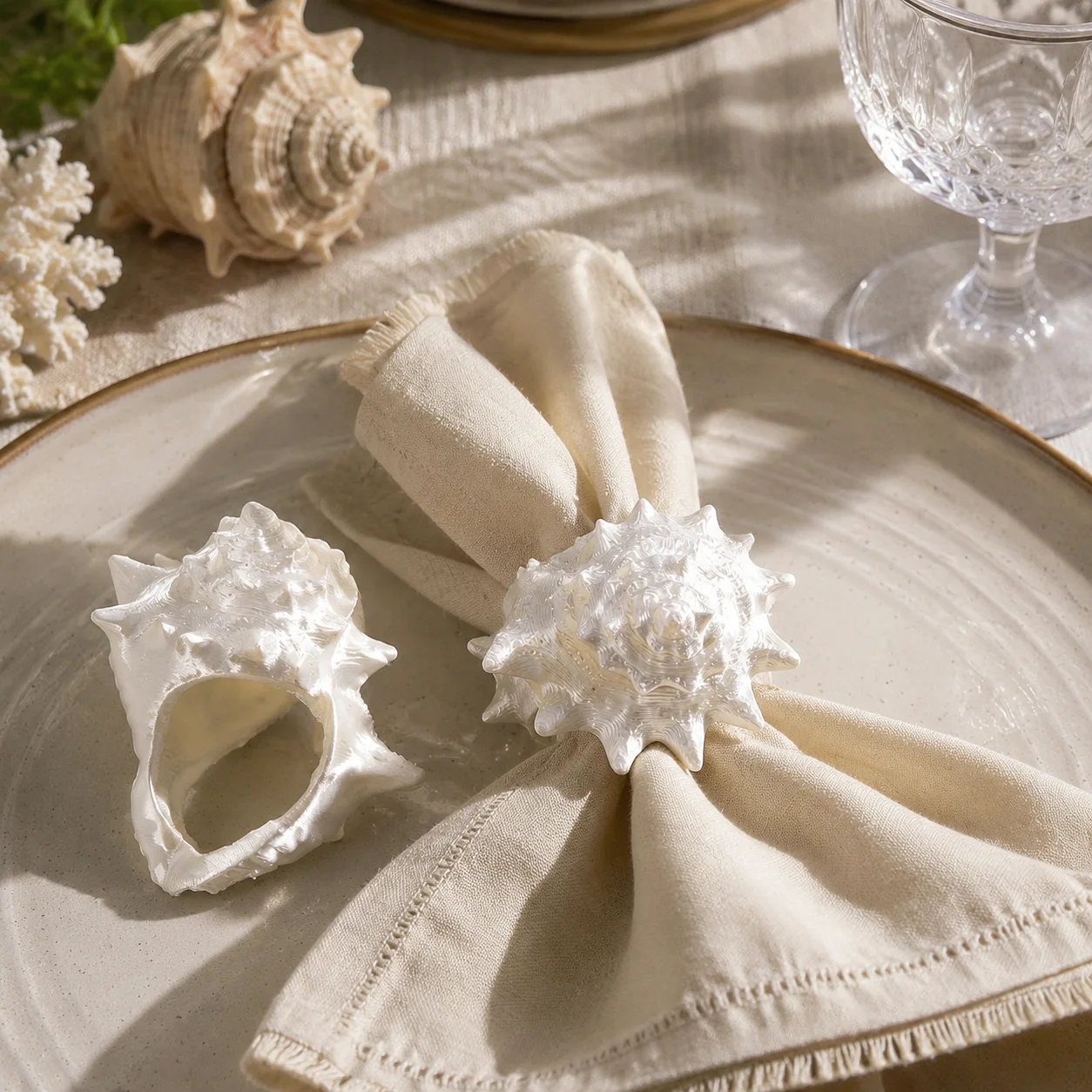 2pcs Resin Conch Seashell Napkin Rings Holder Coastal Beach Wedding Easter Party Romantic Candlelight Dinner Table Setting Decor