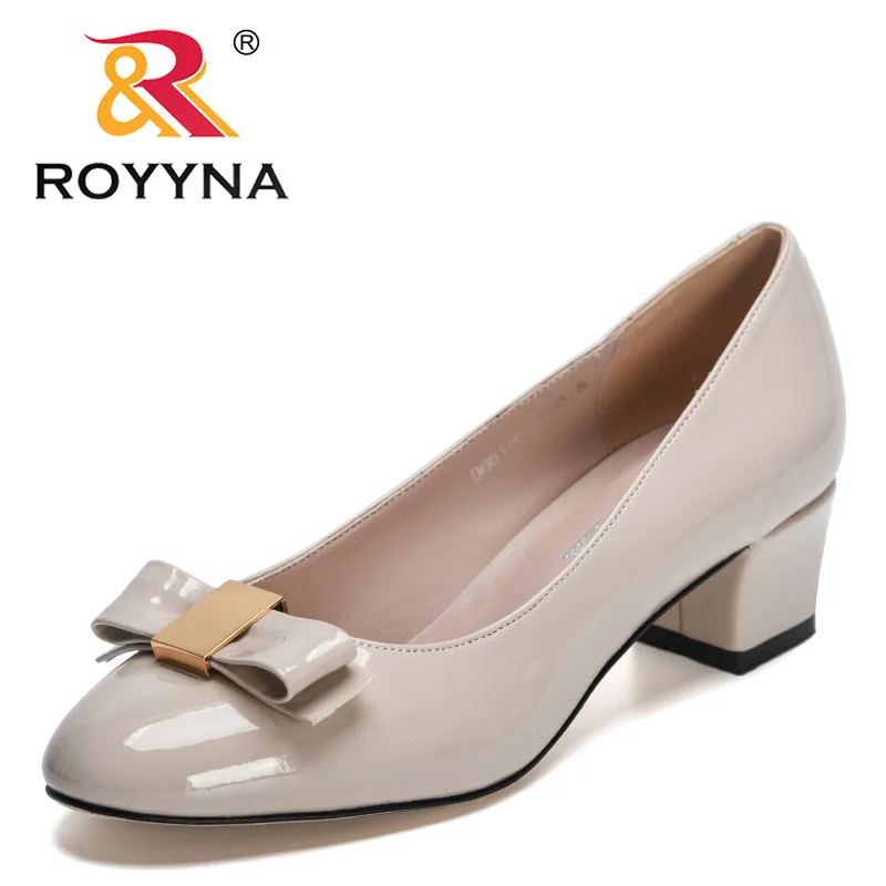 ROYYNA 2023 New Designers Brand Shoes Thick Heel Pumps Women Patent Leather Round Toe Square Heels Party Shoes Ladies Handmade