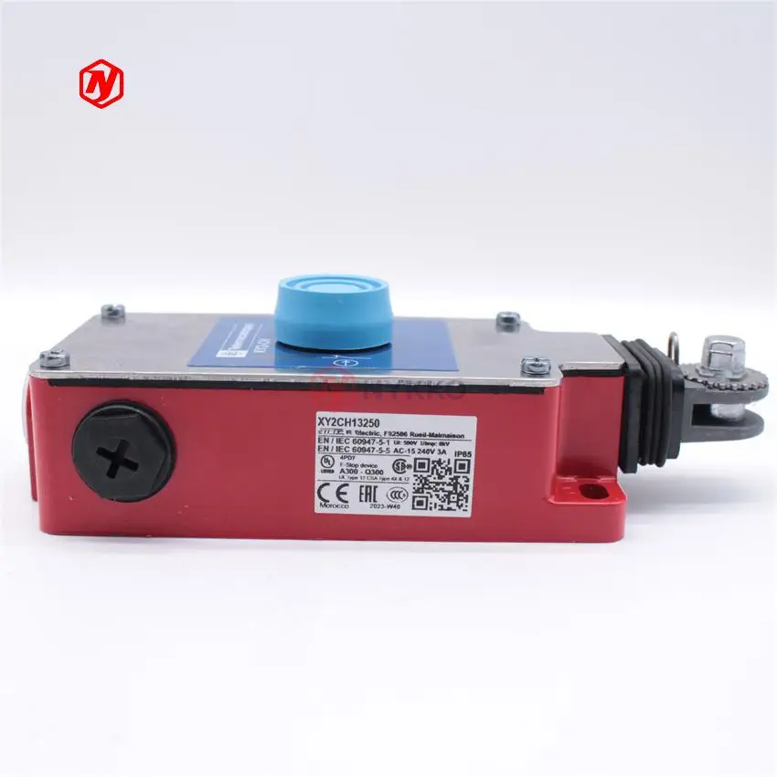 【2026】Original New Origin XY2CH13250 Latching Emergency Stop Rope Pull Switch 1NO+1NC Contacts IP65 30m Max Cable Length 1 Year