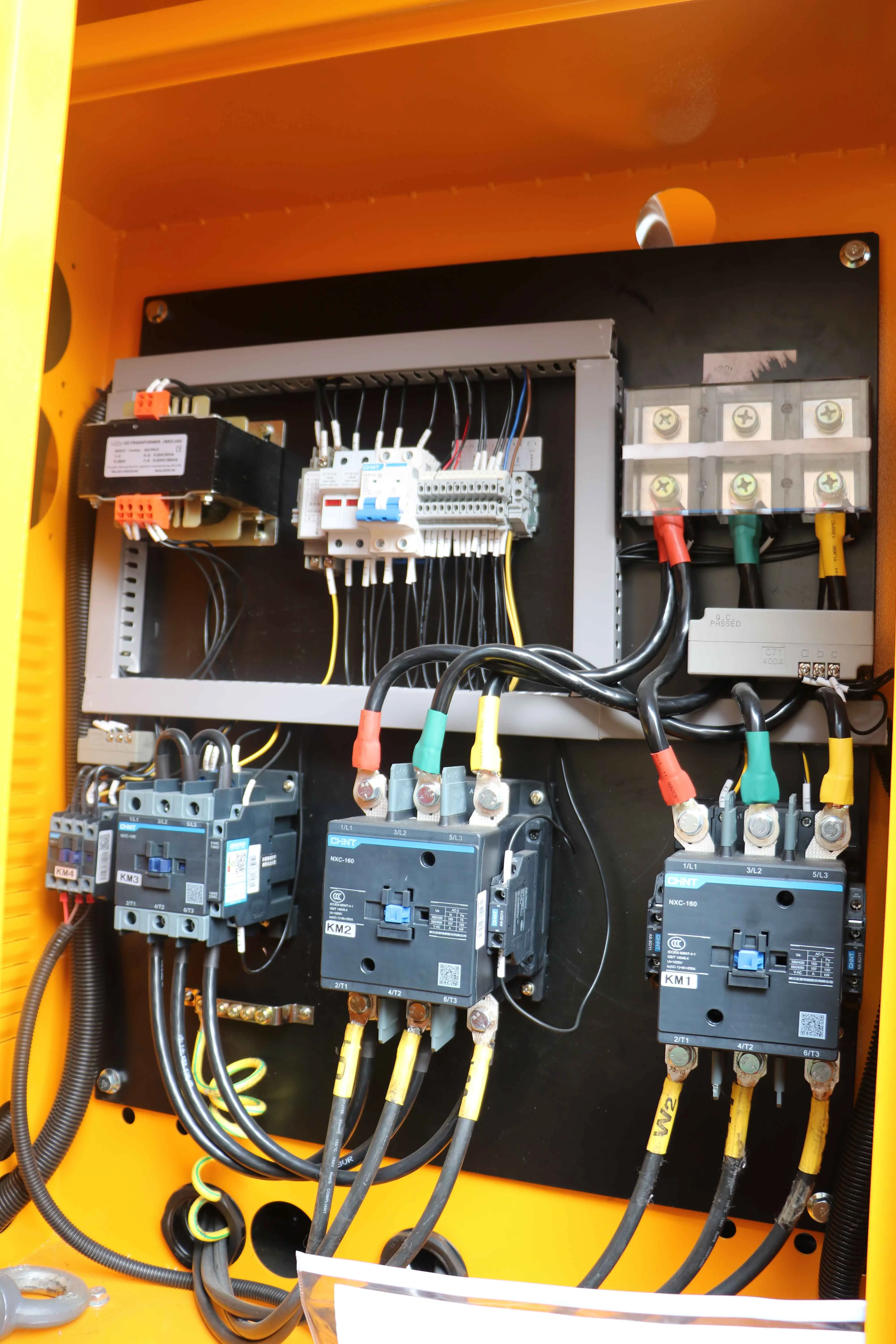 Compressor de ar elétrico de parafuso de vendas diretas da fábrica 13m3/min máquina portátil compressor de ar com rodas