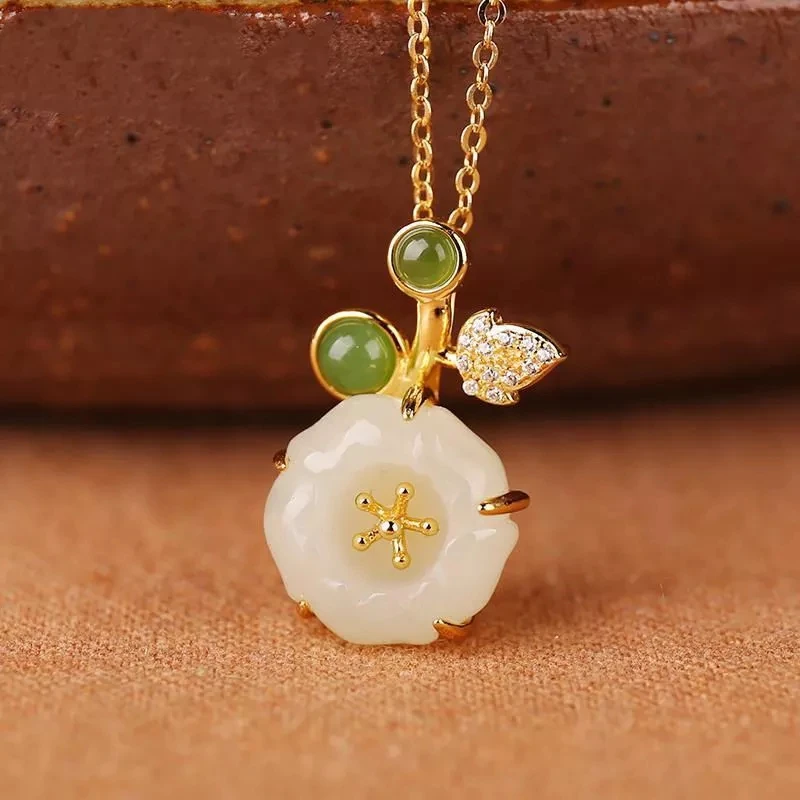 Natural Hetian Jade Pendant Ladies Necklace Chinese Court Style Unique Ancient Gold Craft Charm Various Exquisite Jewelry