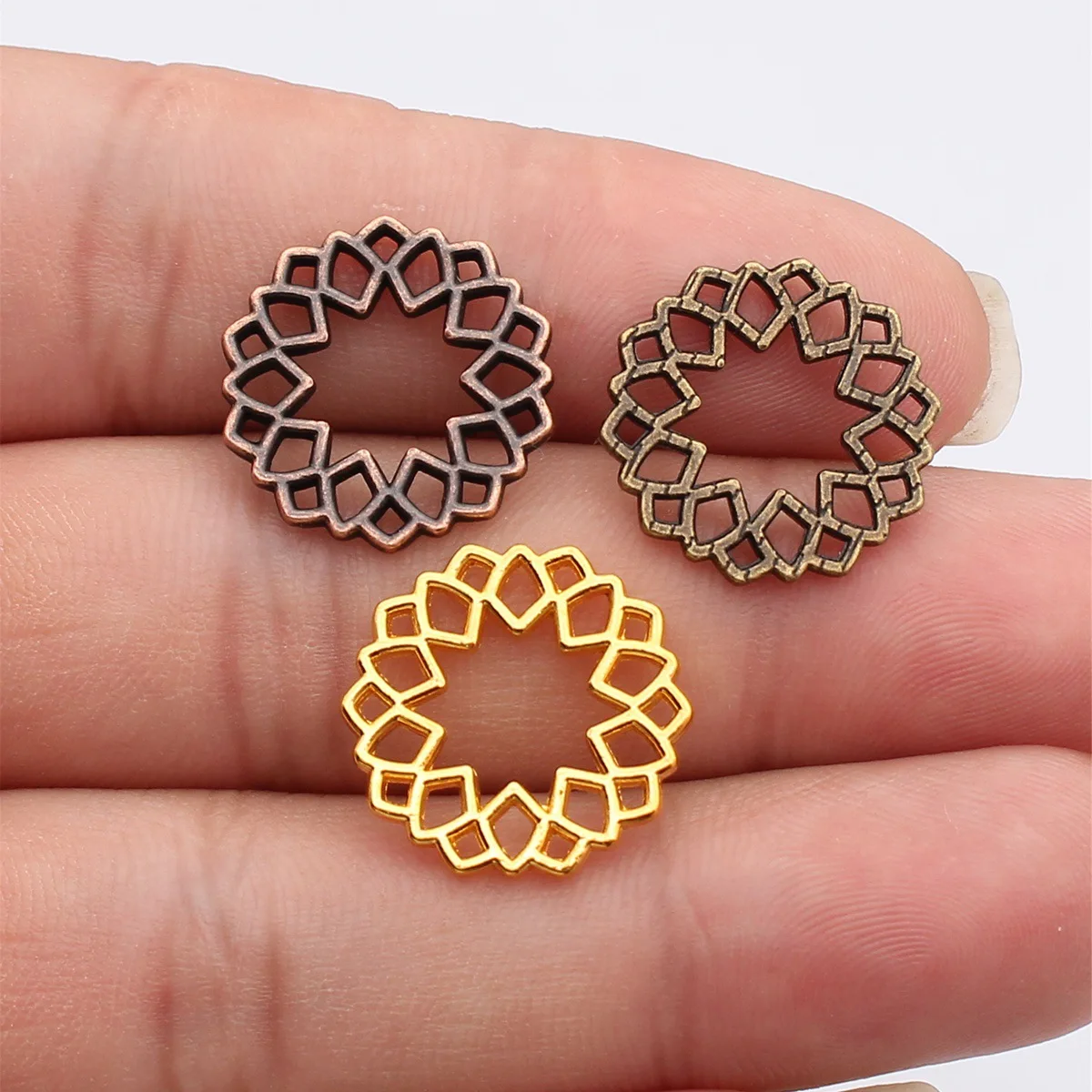 WYSIWYG 20pcs 19x19mm 3 Colors Antique Bronze Color Antique Copper Color Gold Color Hollowed-Out Geometric Pattern Connector