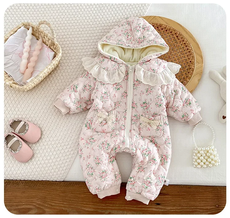 Korean Baby Autumn and Winter Jumpsuit Cute and Plush Flowers Hooded Girls Baby Clothes Winter Warm Outdoor Rompers