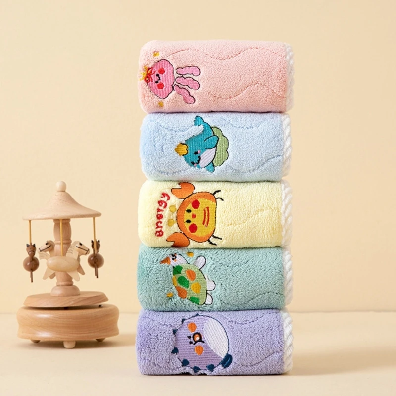 

Cartoon Animal Pattern Design Baby Hand Wahing Towel Quick Dry Coral Velvet for Sensitive Skin Toddler Essential