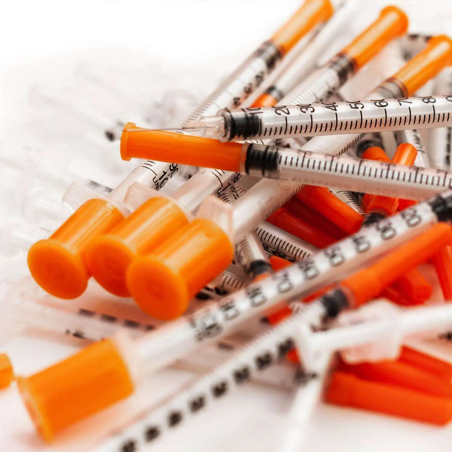 Manual Push1ml 30G 13mm insulin Syringe With Needle ,Disposable Sterile 1ml/1cc Syringe for Farm Animal Cat Dog Pig Use