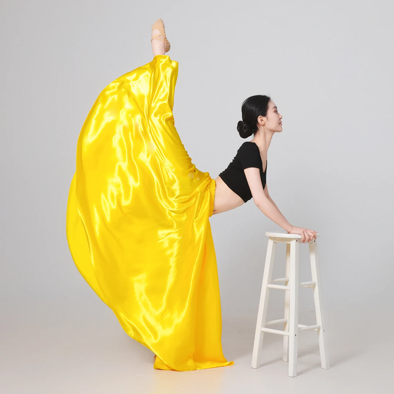 여성용 강화 새틴 롱 스커트 신축성있는 허리 밴 볼룸 롱 라틴 밸리 댄스 풀 서클 댄스 스커트 퍼포먼스