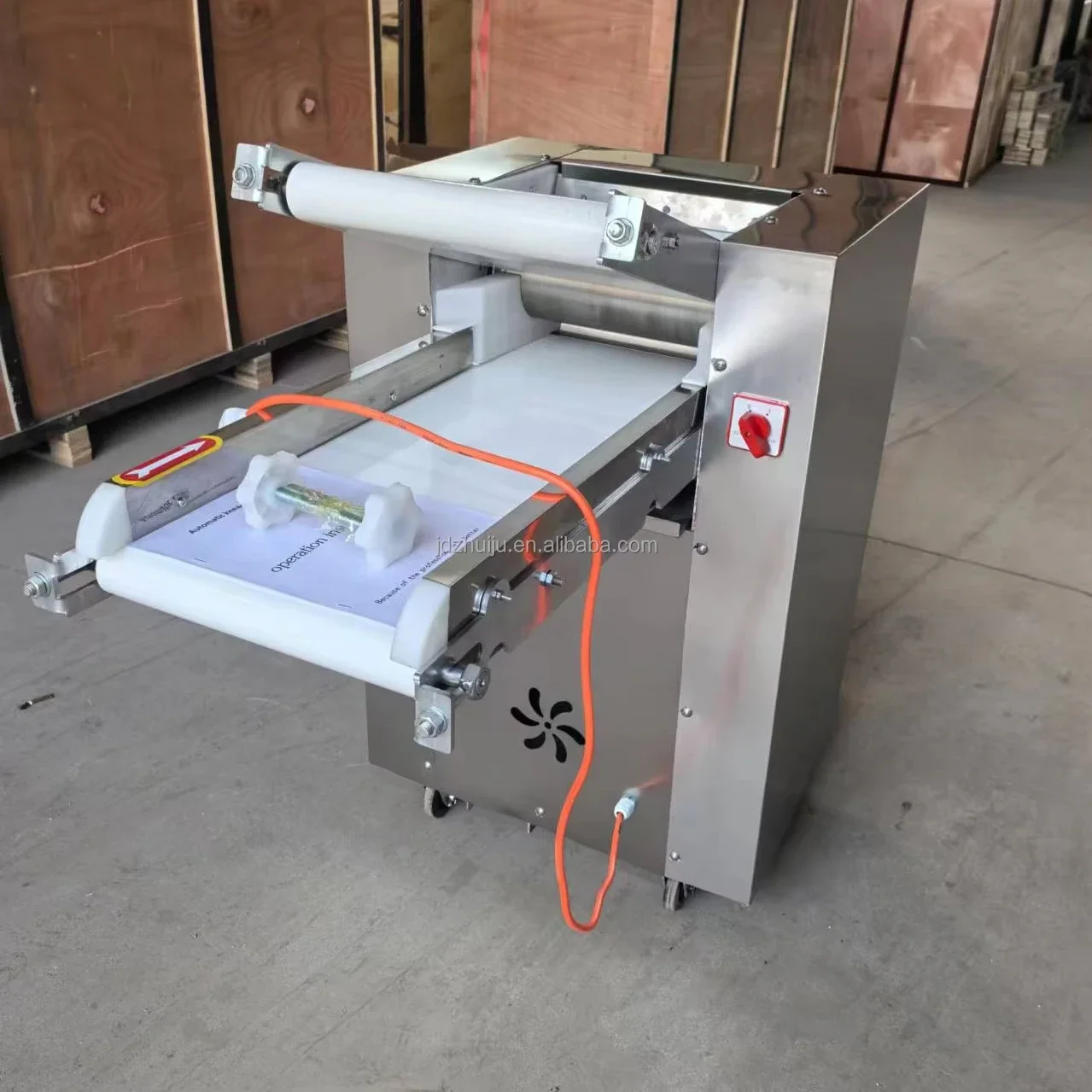 Electric Automatic Dough Sheet Press Machine Dough Kneader Roller for Sale HJ-CM017