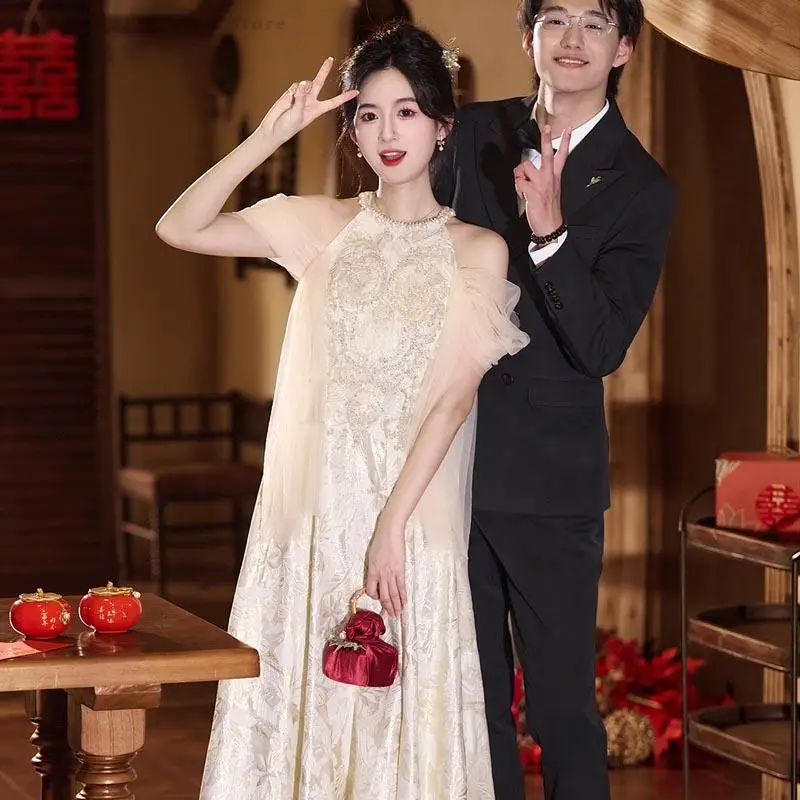 

Engagement Gown Champagne Bridal Dress Sexy Hanging Neck Sleeveless Cheongsam Light Luxury New Chinese Style Qipao Vestidos