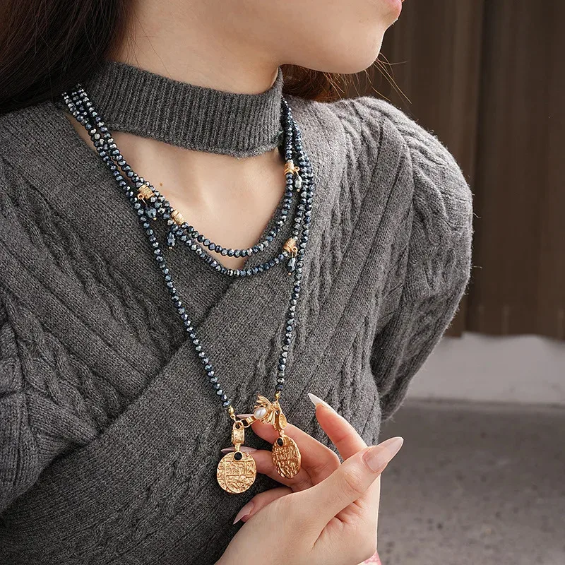 

Medieval Vintage Necklace Retro Gold Relief Beaded Long Sweater Chain French Necklaces for Women Ornament