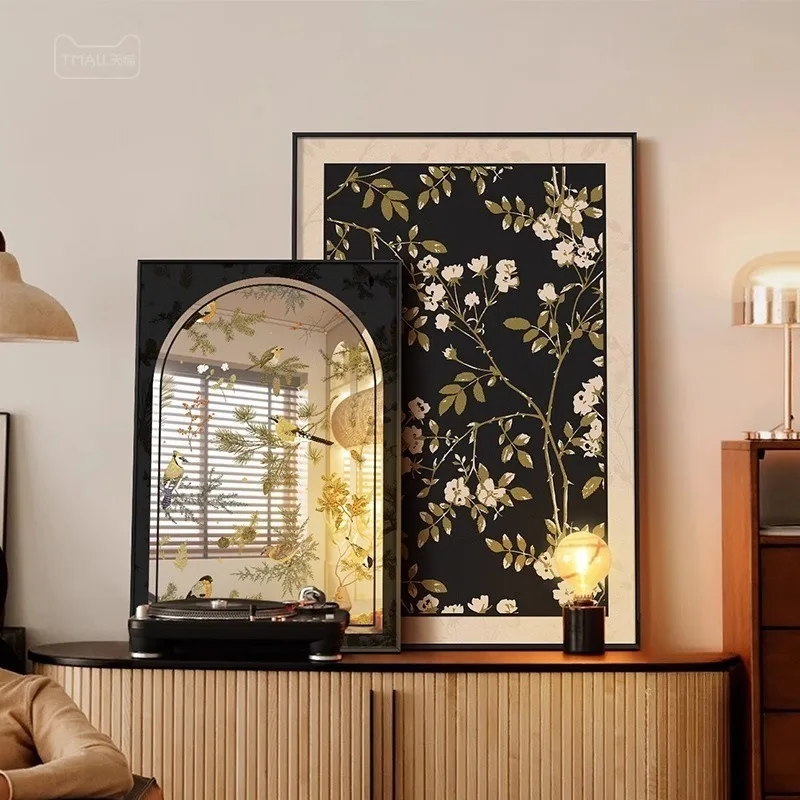 

French cream medieval retro Chinese mirror painting living room hanging painting decorative paintings desktop ornament