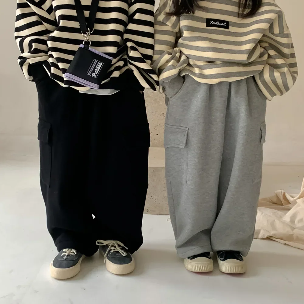 

Korean 2023 Winter Kid Boy 2PCS Clothes Set Cotton Fleece Striped Long Sleeve Sweatshirt Suits Solid Cargo Pant Baby Boy Outfit